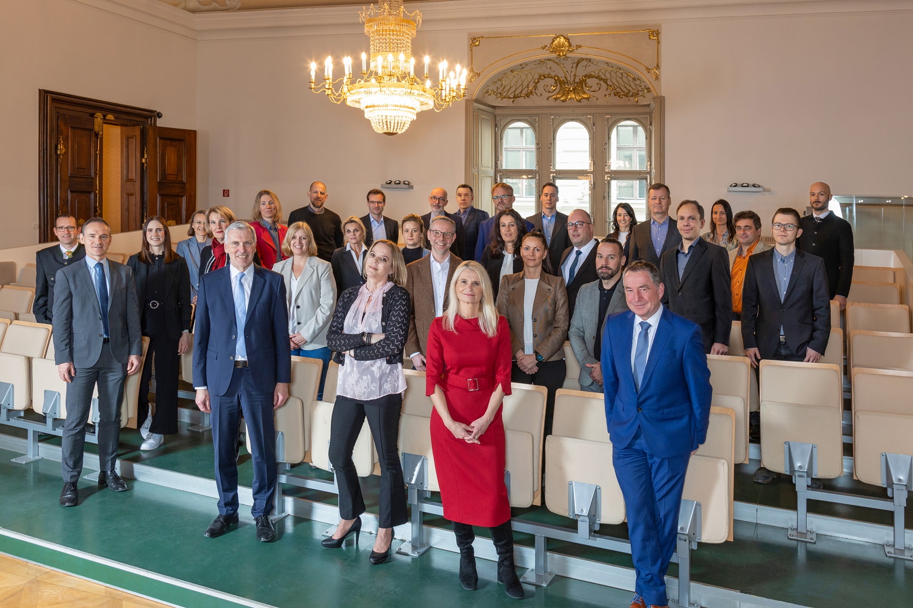 Die Mitarbeiterinnen und Mitarbeiter des LRH Steiermark